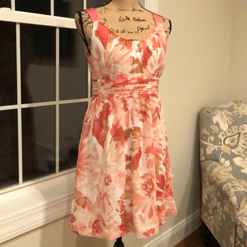 🎀 NWT Loft dress 🎀